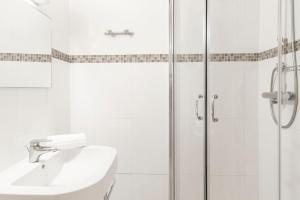 Hotels Grand Hotel Dauphine Toulon, Boutique Hotel & Suites : photos des chambres
