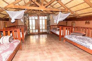 Safari Beach Lodge