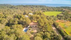 Finca Naveta - Cala Ferrera