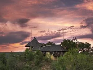 Makumu Private Game Lodge - 提姆巴瓦提禁猎区