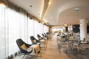 Hotels Holiday Inn Express - Paris - CDG Airport, an IHG Hotel : photos des chambres