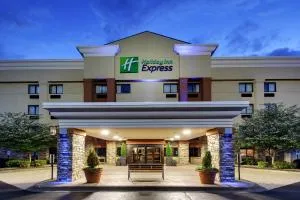 Holiday Inn Express Hotel Fort Campbell-Oak Grove by IHG - هوبكينزفيل