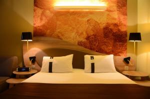 Hotels Holiday Inn Reims Centre, an IHG Hotel : photos des chambres