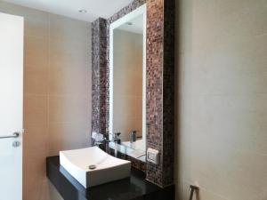 Cosy Beach View Apartments