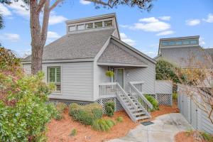 Three Bedroom Villa room in Beach Club 335