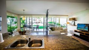 Elements Garden House 5 condo