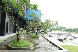 Inthira Vangvieng - Thalat