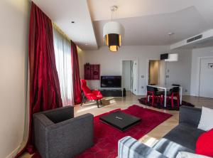 Armoni Residence & Hotel