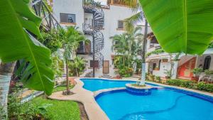 Hacienda San Jose A3 condo