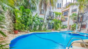 Hacienda San Jose A3 condo