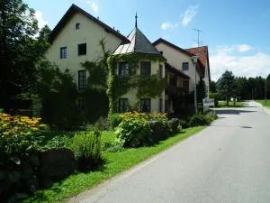 Waldgasthof - Hotel Schiederhof - Aholfing