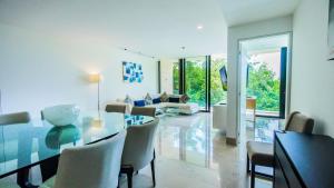 Oceana 232 Playa del Carmen with Pool