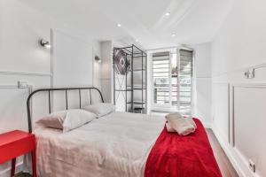 40-Flat Paris Eiffel