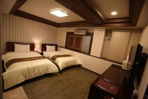 Hill House Seoul Myeongdong