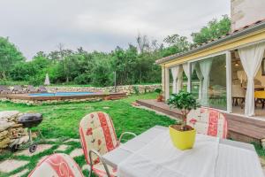 Cozy villa Nevia with private pool in Labin near Rabac