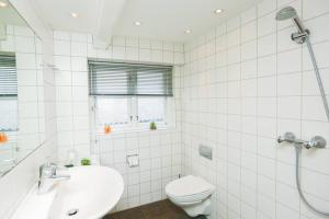 Exclusive and central - Private roof top terrace!