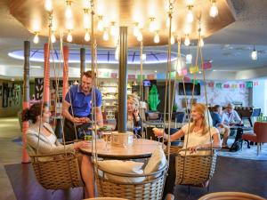 Hotels Hotel Mercure Lille Aeroport : photos des chambres