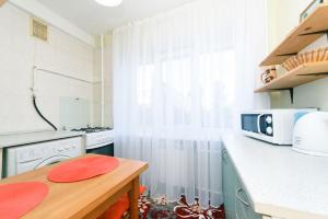 Квартира 1 комнатная на Русановке газ и низкий этаж