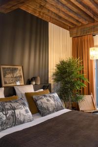 Hotels MiHotel Tour Rose : photos des chambres