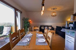 The green fee close to the Golf course and 5 minutes from the lake