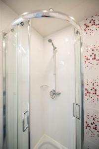 ABOVE THE SEA apartment