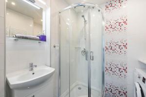 ABOVE THE SEA apartment