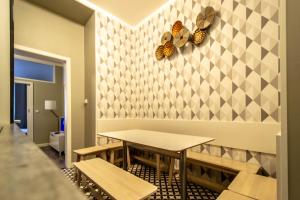 Old Town Rybna Apt by Ruterra