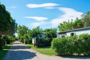 Campings Camping Le Roussillon - Maeva : photos des chambres