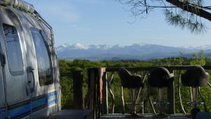 B&B / Chambres d'hotes Belrepayre Airstream Glamping : photos des chambres