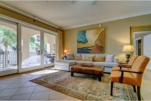 Bella Vita 204B - Blue Mountain Beach