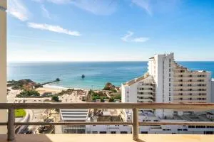 Praia da Rocha, 17 H, Frontal Sea View, Wonderful Studio, Air Conditioning, two Pools, Internet, Parking - Jardins da Rocha by IG - بورتيماو