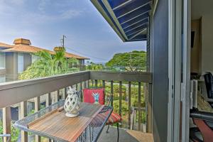 Apartment room in Tropical Kona Paradise with Ocean Views and 2 Lanais!