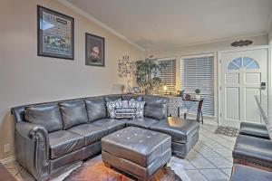 5 Mi to Dtwn Austin Gem with Pool, Pets Welcome