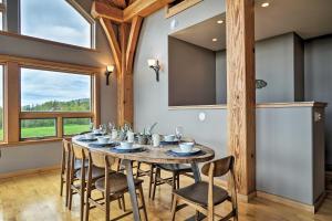 Home with Kachemak Bay View - 5 Miles to Downtown!