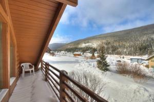 Alpine Ski Lodge: Amazing View and Private Hot Tub
