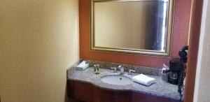 Deluxe King Room room in Lotus by Hotel Inn