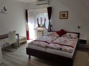 Studio with Balcony room in Apartments and rooms with parking space Seliste Dreznicko Plitvice - 14671