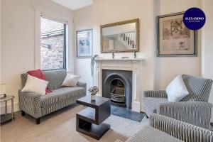 One-Bedroom House room in Stylish House - Moments to Kings Cross & City