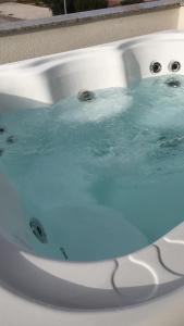 Apartment Electro with Jacuzzi