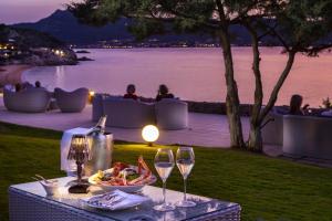 5 star hotell Hotel La Rocca Resort & Spa Baja Sardinia Itaalia