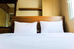 1BR City View at Green Pramuka Apartment near Mall By Travelio