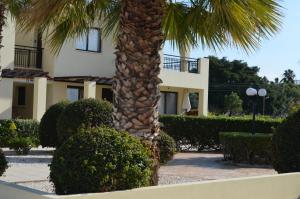 Faros Beach Apartment A102