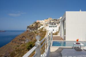 Nefeles Luxury Suites Santorini Greece