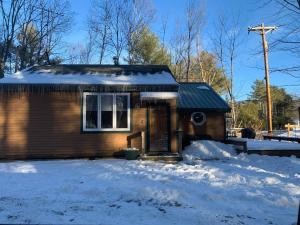 Two-Bedroom House room in Brook Road Cabin