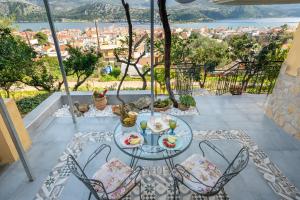 KYVELI SEA VIEW APARTMENT IN ARGOSTOLI Kefalloniá Greece