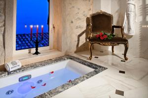 Hotels Chateau Eza : Suite Junior