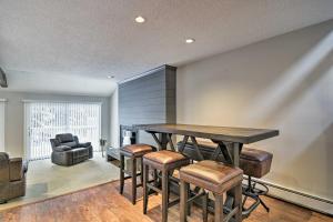 Cozy Condo Steps to Lake Michigan, 5 Mi to Boyne!