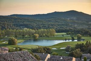 Appart'hotels Village Pierre & Vacances Pont Royal en Provence : photos des chambres