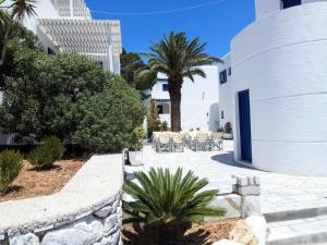 Nicos Studios & Apartments Paros Greece