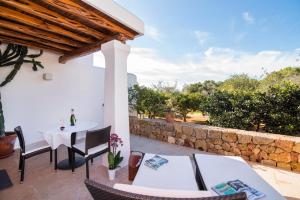 Ctra San Carlos, km 12, 07850  San Carlos, Ibiza, Balearic Islands, Spain.